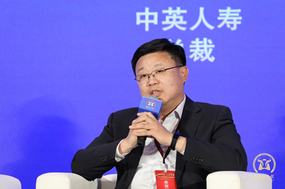 中英人壽總裁俞寧參加2021中國保險業(yè)發(fā)展論壇圓桌論壇_副本2.jpg
