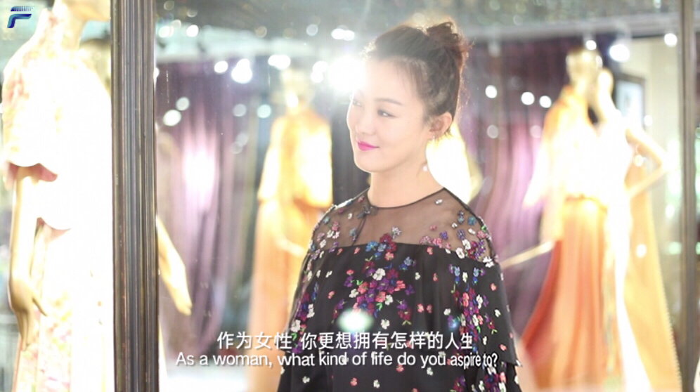 �����������湝(ji��)Ŀ ��Ů�Գ��L�x��