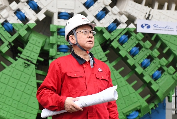 全國人大代表 中國鐵建重工集團董事長劉飛香_副本.jpg