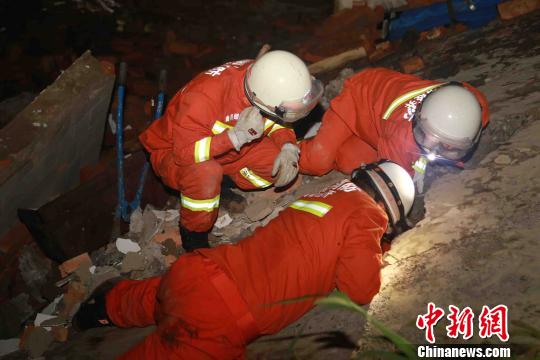 �D��������(zh��n)ʿ������չ�_(k��i)��Ԯ��������z