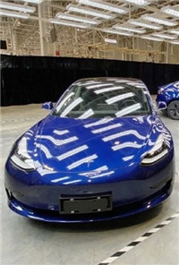 國產(chǎn)特斯拉Model3硬照曝光_副本.jpg