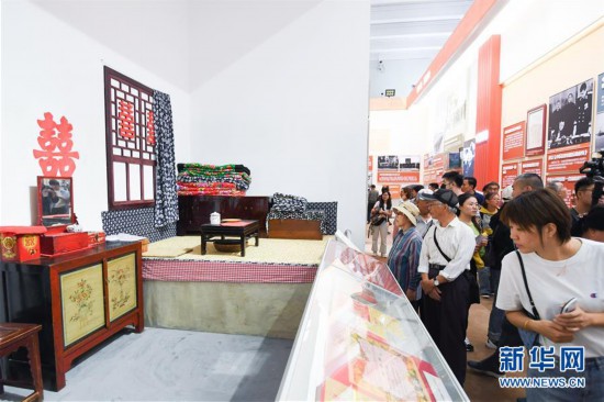 �����(hu��)����1���cף���A���񹲺͇�(gu��)����70������ͳɾ�չ�򹫱��_(k��i)��